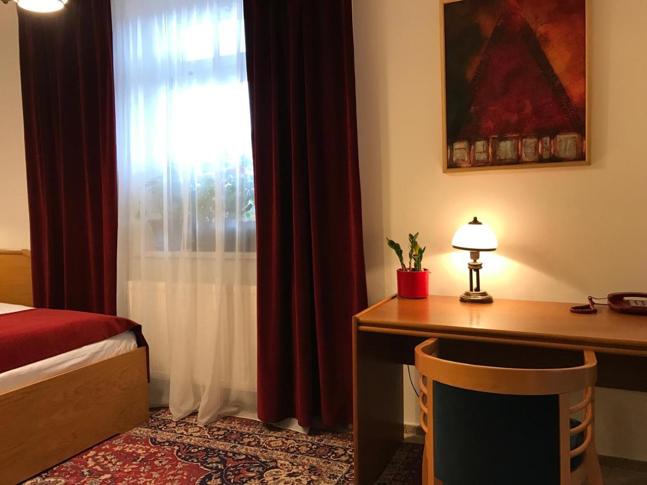 Hotel Antik Sofia 3*