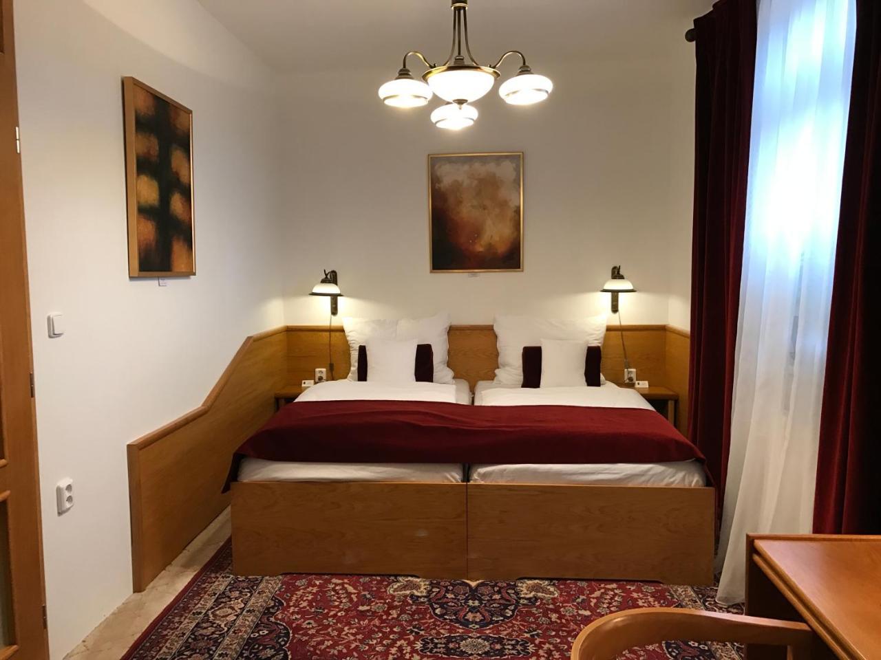Antik Sofia 3*